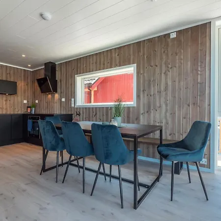 Seafront New Cabin In Lofoten Ballstad Exterior photo