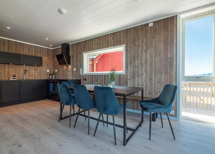 Seafront New Cabin In Lofoten